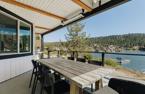 Boulder Bay Cabin | Boulder Landing | EV Charger, Private Dock, Hot Tub!
