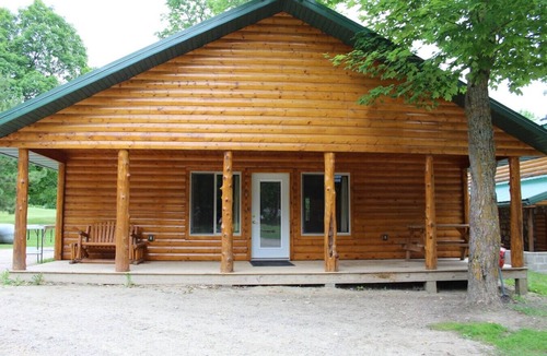 Deer River Cabin | Bowstring Shores Resort - Deer River, MN