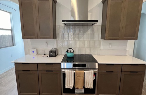 Pumpkin Center House | Brand New, Luxury 2BD/2BA Home in a Quiet Newly Constructed Area of Bakersfield