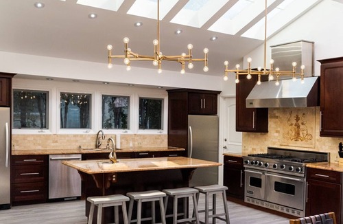 Los Angeles House | Brentwood Pool/Spa Home Close to Everything!