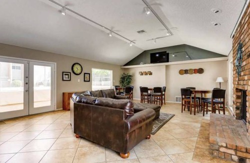 Camelback East Condo | Bright and Peaceful condo 2 bedrooms 2 bath comfortable clean Great location!