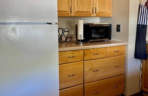 Green Valley Villa | Bright & Cozy One Bedroom One Bath Villa in a 55+ Community