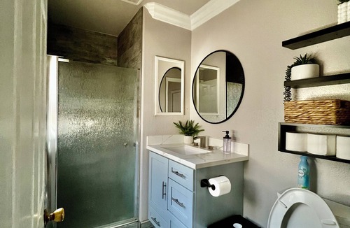 East San Jose Apartment | Brilliant PRIVATE 1 bedroom 1 bath studio with AC in vibrant San Jose