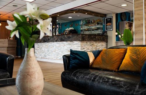 Argentan Hotel | Brit Hotel Argentan