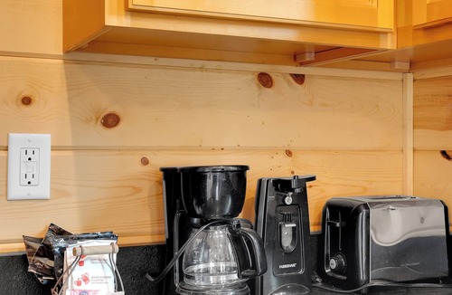Summerhaven Cabin | Cabin 1, Pet Friendly Cabin at Mt. Lemmon Hotel - Heart of Summerhaven, Arizona!