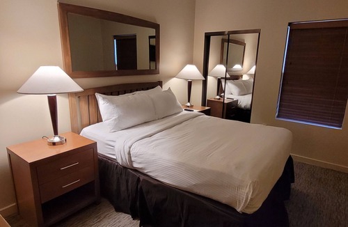 Enterprise Resort | Cancun Resorts- Las Vegas 2 Bedrooms, 2 Baths. Sleeps 6