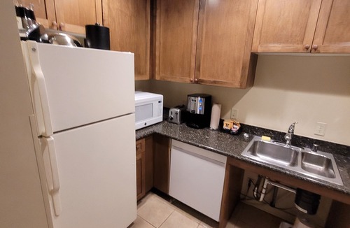 Enterprise Resort | Cancun Resorts- Las Vegas 2 Bedrooms, 2 Baths. Sleeps 6