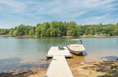 Swanton House | Cape Cod Charm w/Dock Slip & Fire Pit