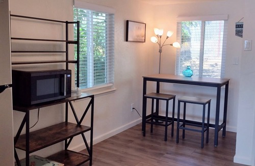 Clearlake Park House | Casa Blanca waterfront house with private pier , sleeps 8. 4 bedrooms, 3 Bath