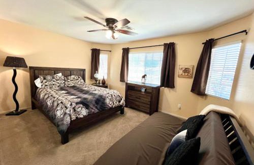 La Quinta House | Casa Milan - Saltwater Pool - Mtn Views - La Quinta Home