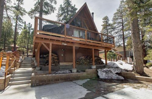 Boulder Bay House | Castle Rock Cabin #2 ~ Cozy cabin close to Fisher Cove & Boulder Bay - short drive to skiing