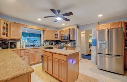 Las Vegas House | Celebrity Estate Next to the Strip! Huge Indoor Heated Pool,Spa,Tropical,Arcade,