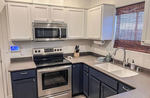 Fort Mohave House | Centrally Located River Home with Mountain Views!