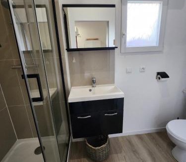 Elbeuf Apartment | Charmant studio équipé à Elbeuf