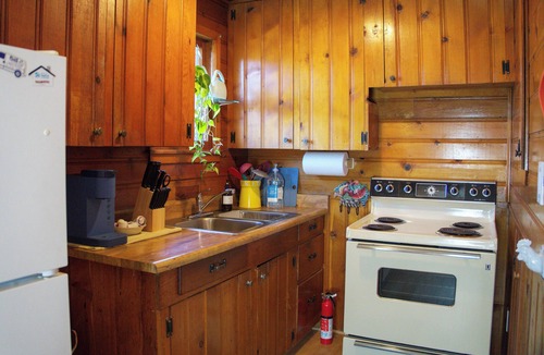 Mountain Club Cottage | Charming 2-bedroom cottage with WiFi, AC in awesome Prescott