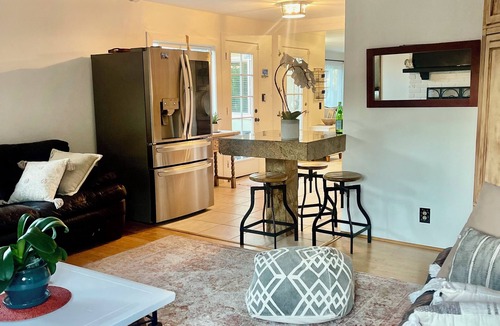 Lawndale House | Charming 3-bedroom house in peaceful Lawndale with WiFi, AC