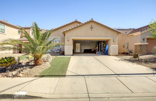 Pittmann House | Charming Henderson Home: 6 Mi to Lake Las Vegas!