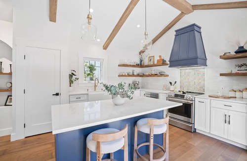 Laguna Cottage | Charming New Casita Lower Riviera, Quiet, AC, 6 blocks to State St, Pet-Friendly