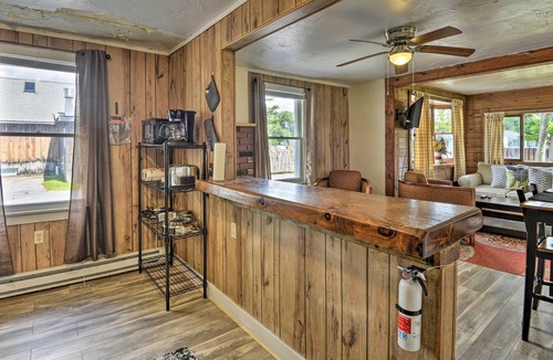 Town of Webb House | Charming Old Forge Home - Walk to Town & River!