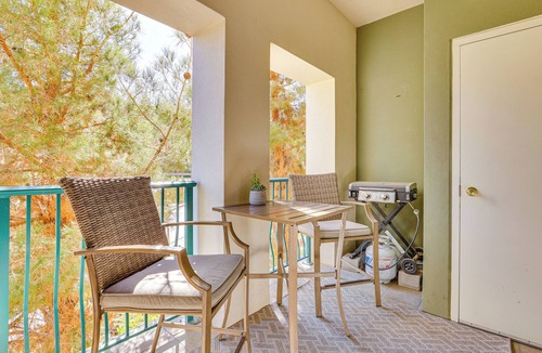 Lake Las Vegas Apartment | Charming Retreat on Lake Las Vegas w/Pool Access!