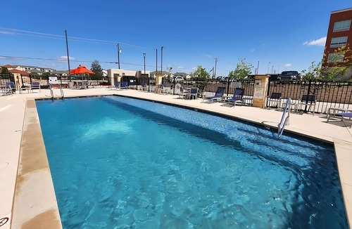 Pflugerville House | Charming Studio Ideal for Relaxation, Free Breakfast | Near Lake Pflugerville