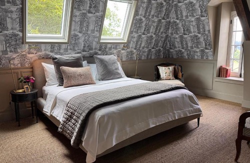 Arette Bed & Breakfast | Chateau Forest