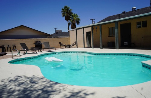Henderson Apartment | Chic 1-bedroom side apartment in quiet neighborhood. No shared area.Private Pool
