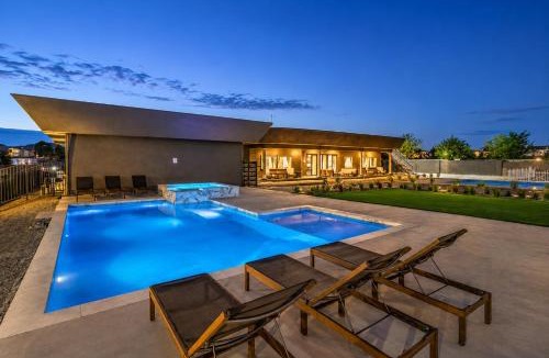 Foothills Villa | CIELO - Modern Vegas Pool Oasis, Spa, Pickleball