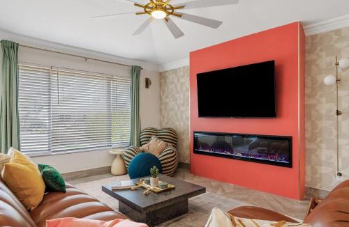 Scottsdale Estates Six House | City of Sunsets, Old Town Scottsdale, Free Heated Pool, Hot Tub, Sauna