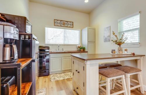 Wilbur Springs Apartment | Clear Lake Getaway w/Dock Access & Shared Yard!