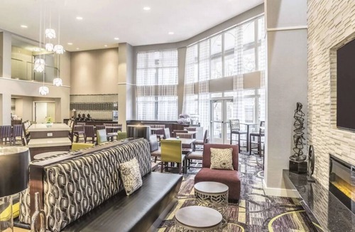 Woodlands Village House | Comfort and Convenience! Outdoor Pool, Free Breakfast, Pet-Friendly Property