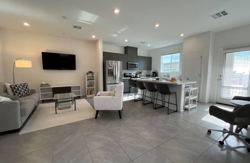 Rhodes Ranch House | Comfortable 3B2B New Townhome in Prime SW Las Vegas
