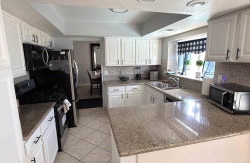 Las Vegas House | Comfortable VILLA ROSA close to Las Vegas Strip