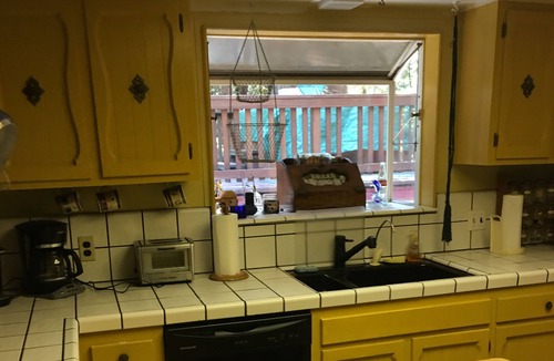 Glencoe Cabin | Comfy 70’s retro Cabin Six person spa flat lot quiet Community pool gym open😎