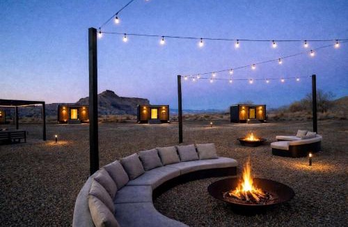 Torrey House | Contemporary Mirror Cabin Escape with Stargazing & Desert Views near Capitol Reef, Torrey Utah
