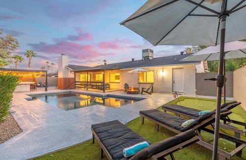 La Paz At Desert Springs House | Cool off in the pool! Minutes to golf and Kierland. Sleeps 12