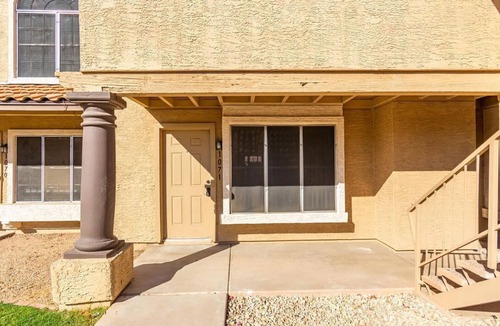 Villa De Paz Condo | Cozy 1-bedroom condo near State Farm Stadium and Dodger's spring training field.