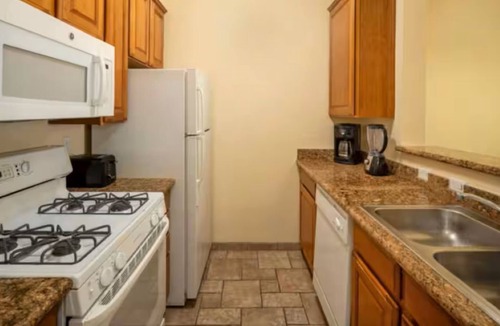 Spring Valley Resort | Cozy 1-bedroom resort in brilliant Las Vegas with AC-Sun Club