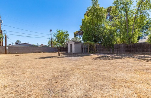 Alhambra House | Cozy 1930's Bungalow Beautifully Redone in Quiet Phx Neighborhood with Huge Yard