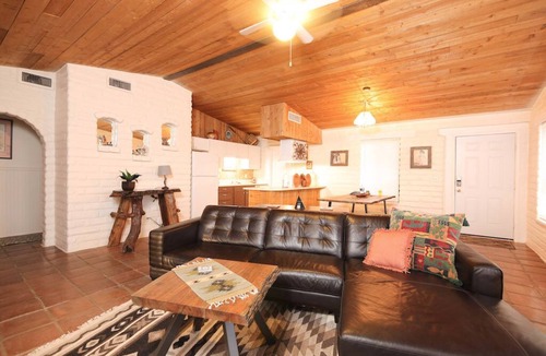 Pahrump House | 😀 Cozy Adobe 😀 SLEEPS 7