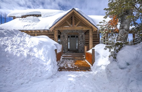 Brian Head Cabin | Cozy Brian Head Cabin Near Ski Resorts, Bike Trails, and National Forests