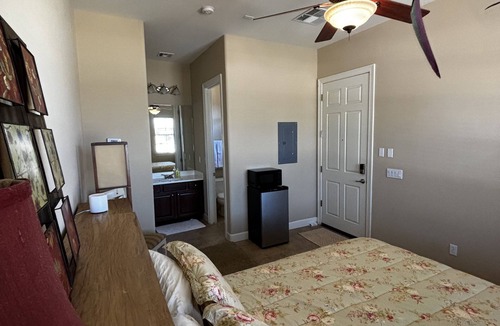 Palm Valley House | Cozy casita perfect for the traveler wanting to experience sunny Phoenix!