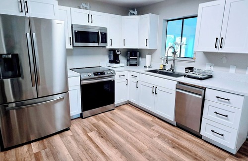 Banning Ski Chalet | Cozy Chalet Retreat in Banning, California Pets-Friendly!