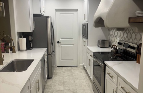 Tucson Condo | Cozy Condo Retreat Steps to the River Walk!