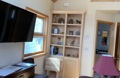 Prescott Cottage | Cozy Guesthouse in the Heart of Prescott!