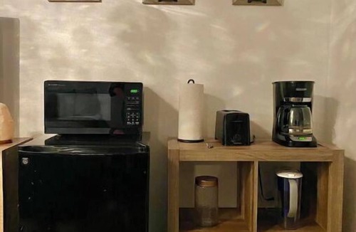 Las Vegas House | Cozy master-br by strip. Pets welcome + parking