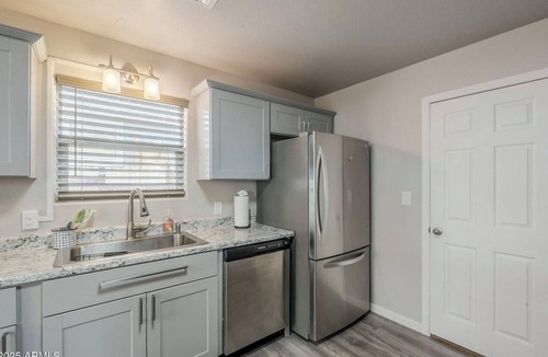 Golden Springs House | Cozy Modern 3-bedroom House in Gold Canyon Dark Sky Community & Mountain Views