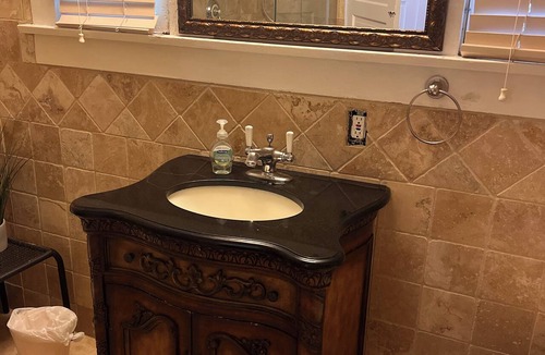 Downtown Riverside Apartment | Cozy one of a kind 1910 bungalow -Wifi private . All close to RCC and UCR>