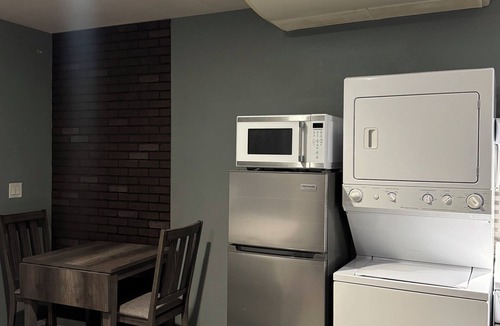 Summerlin Cabin | Cozy private Studio in a safe area of Las Vegas with WiFi, AC