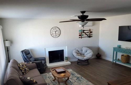 Bullhead City Cottage | Cozy River Cottage